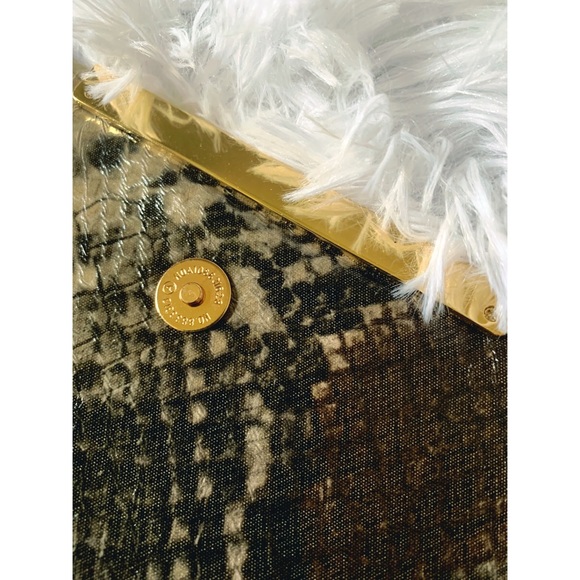 NWT Kenneth Cole Reaction crossbody - Picture 6 of 6